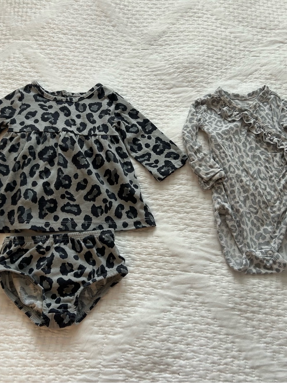 Baby Girl Leopard Print Outfit Bundle (0-3 Months)